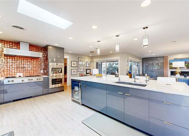 Property at 463 Locust St, Denver, CO 80220, 5 beds, 6 baths