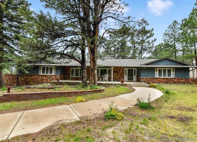 Property at 19070 White Fawn Dr, Monument, CO 80132, 4 beds, 3 baths