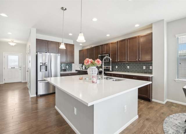Property at 7916 S Grand Baker Way, Aurora, CO 80016, 5 beds, 5 baths