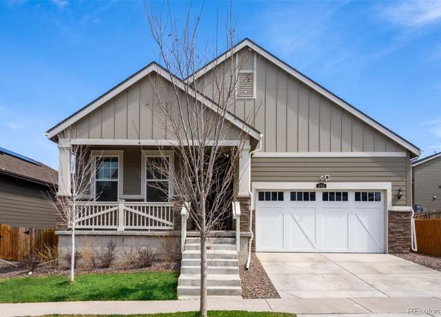 Property at 1056 S Elk Way, Aurora, CO 80018, 3 beds, 2 baths