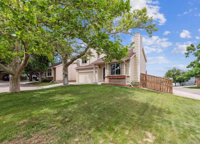 Property at 693 Delwood Ct, Highlands Ranch, CO 80126, 3 beds, 2 baths