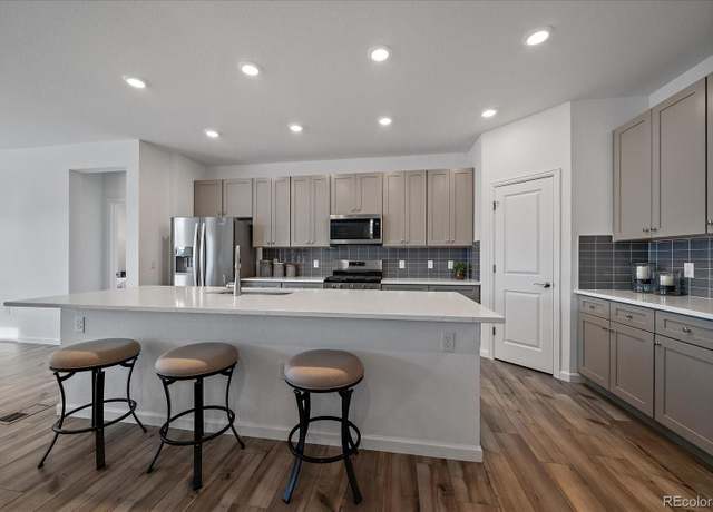 Property at 18001 Herrera Dr, Parker, CO 80134, 3 beds, 2 baths