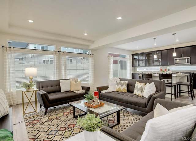 Property at 4444 N Picadilly Ct, Aurora, CO 80019, 3 beds, 3 baths