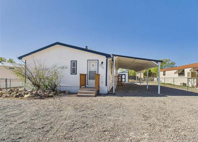 Property at 274 E Don Dr, Pueblo, CO 81007, 3 beds, 2 baths