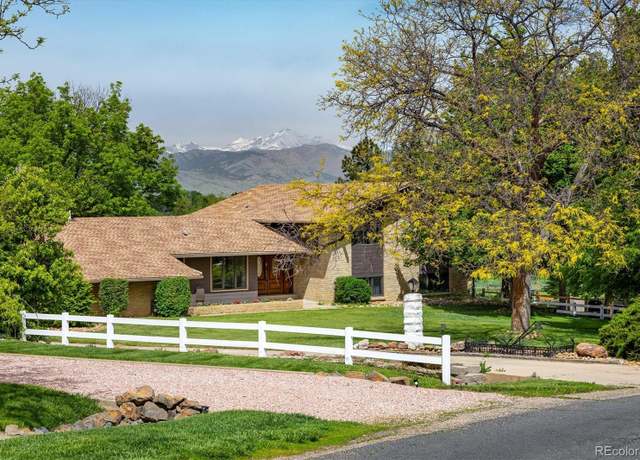 Property at 2117 Stonehenge Cir, Lafayette, CO 80026, 5 beds, 3 baths