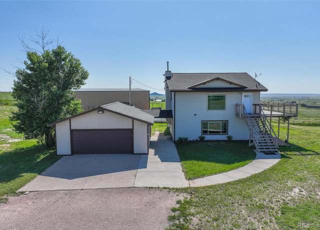 Property at 13055 Woodlake Rd, Elbert, CO 80106, 3 beds, 3 baths
