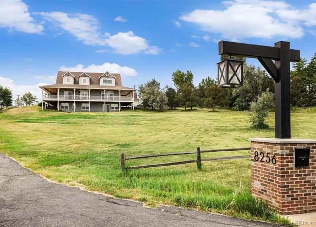 Property at 8256 S Ireland Way, Aurora, CO 80016, 4 beds, 5 baths
