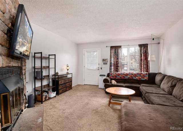 Property at 14272 E Hawaii Cir Unit B, Aurora, CO 80012, 2 beds, 2 baths