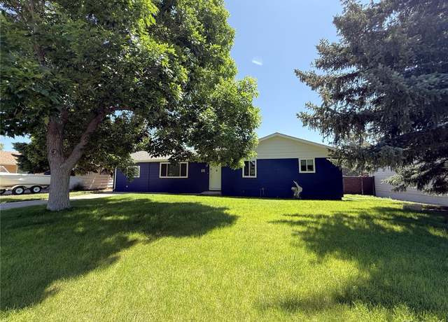 Property at 556 M Ave, Limon, CO 80828, 5 beds, 2 baths