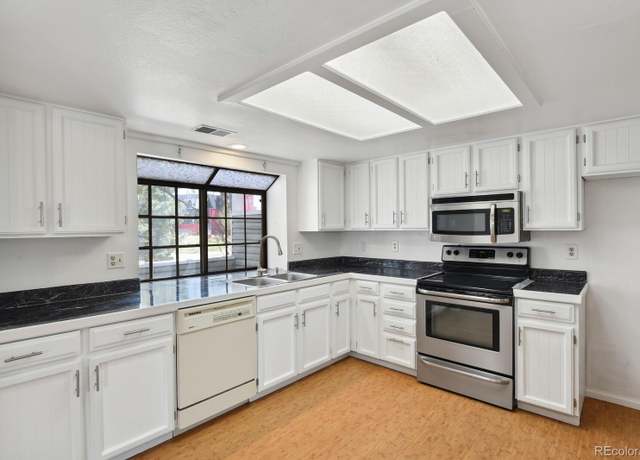 Property at 12622 E Warren Dr Unit E, Aurora, CO 80014, 2 beds, 2 baths