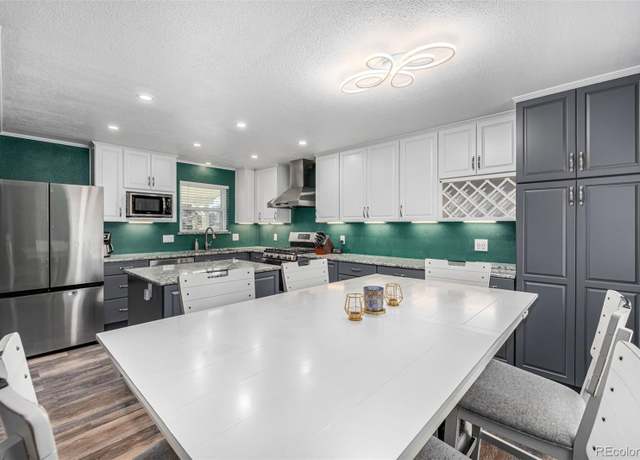 Property at 2650 S Vaughn Way Unit D, Aurora, CO 80014, 3 beds, 3 baths