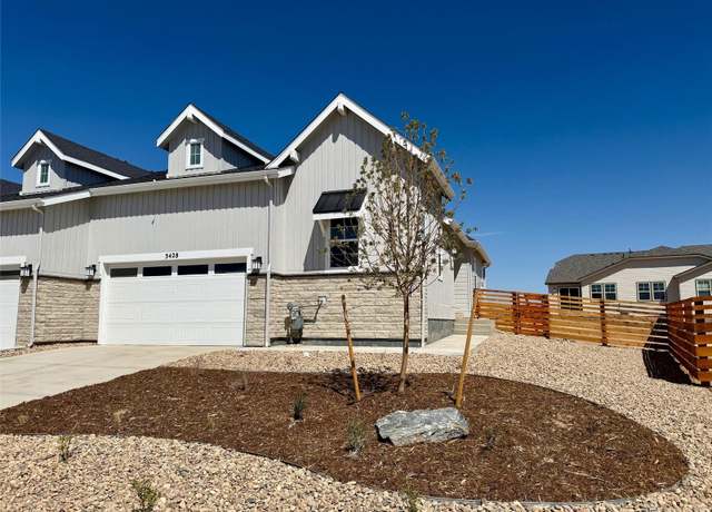 Property at 3428 N Duquesne Way, Aurora, CO 80019, 2 beds, 2 baths