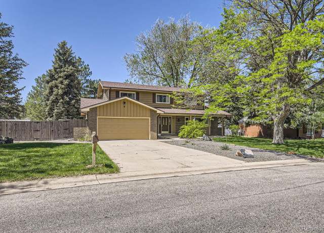 Property at 1911 25th Ave, Greeley, CO 80634, 4 beds, 3 baths