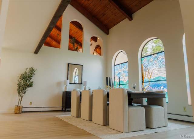 Property at 326 E Oak Hills Dr, Castle Rock, CO 80108, 5 beds, 6 baths