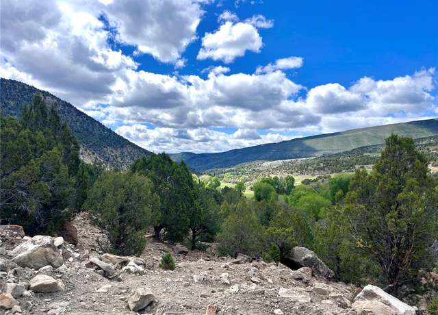 Property at 5621 Sweetwater Rd, Gypsum, CO 81637
