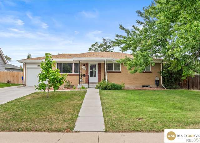 Property at 1092 S Iris St, Lakewood, CO 80226, 4 beds, 2 baths