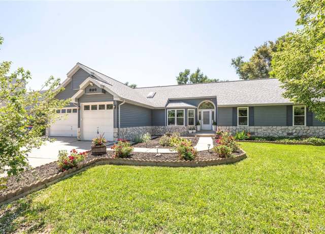 Property at 995 Chase St, Lakewood, CO 80214, 3 beds, 3 baths