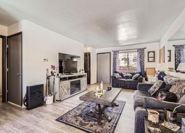 Property at 1002 S Miller St, Lakewood, CO 80226, 3 beds, 2 baths