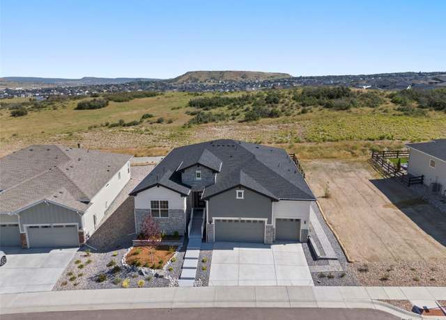 Property at 124 Scrubjay Ln, Castle Rock, CO 80104, 2 beds, 3 baths
