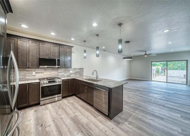 Property at 401 Alabama St Unit B, Poncha Springs, CO 81242, 3 beds, 3 baths