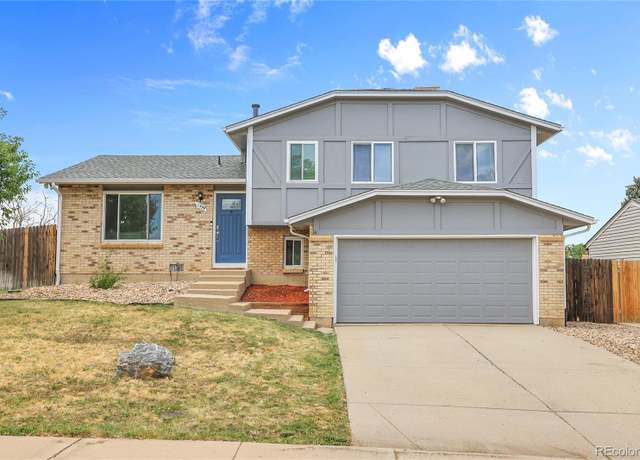 Property at 1599 S Bahama St, Aurora, CO 80017, 3 beds, 3 baths