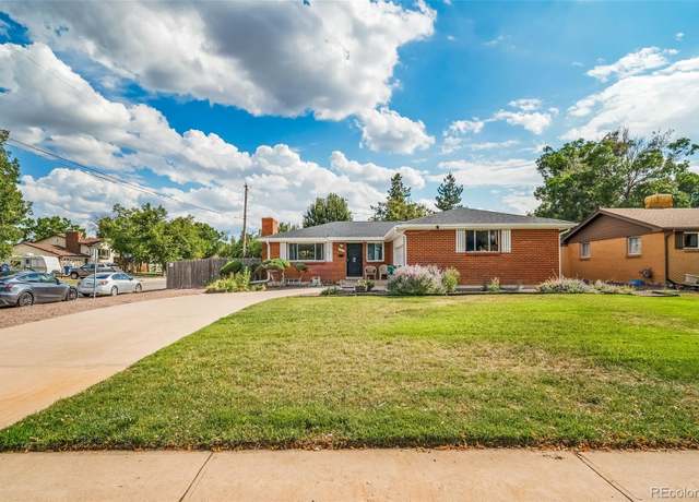 Property at 13674 E Parkview Dr, Aurora, CO 80011, 5 beds, 3 baths
