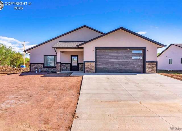 Property at 3010 Grandview Ave, Canon City, CO 81212, 3 beds, 2 baths
