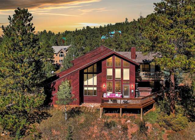 Property at 2601 Vista Glen Ct, Woodland Park, CO 80863, 3 beds, 3 baths