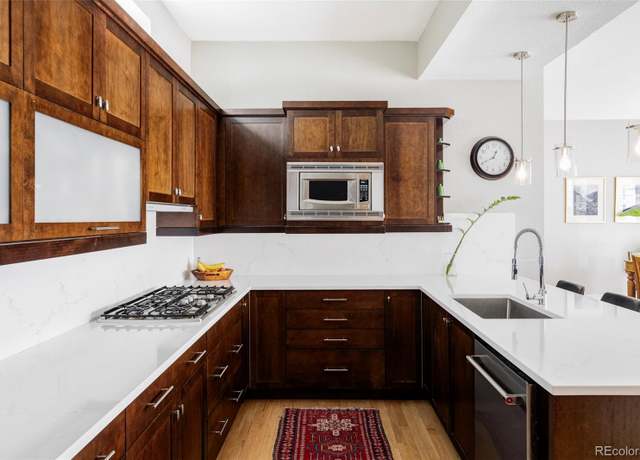 Property at 7080 W Custer Ave, Lakewood, CO 80226, 4 beds, 5 baths