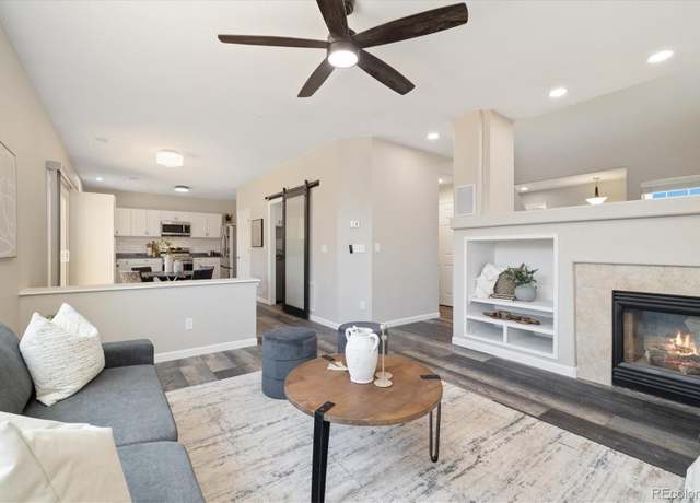 Property at 2404 S Genoa Way, Aurora, CO 80013, 3 beds, 3 baths