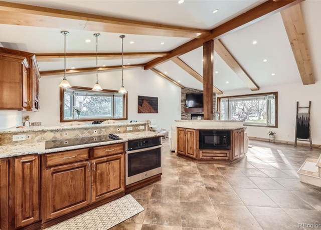 Property at 7552 Miller Ct, Arvada, CO 80005, 4 beds, 3 baths