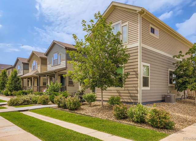 Property at 1137 Hummingbird Cir, Longmont, CO 80501, 3 beds, 3 baths