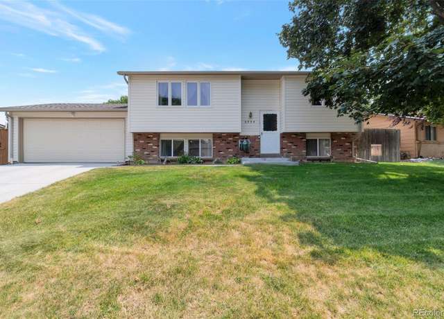 Property at 6994 W Hinsdale Dr, Littleton, CO 80128, 4 beds, 2 baths