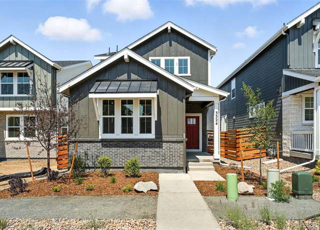 Property at 3324 N Catawba Way, Aurora, CO 80019, 4 beds, 3 baths