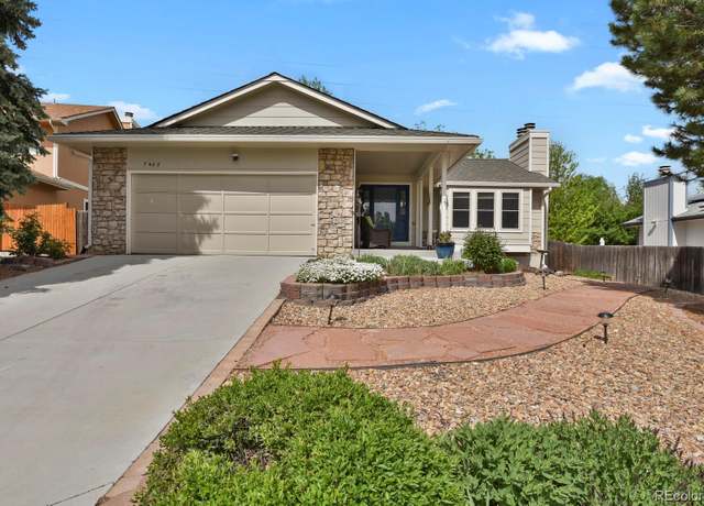 Property at 7466 E Long Cir, Centennial, CO 80112, 4 beds, 3 baths