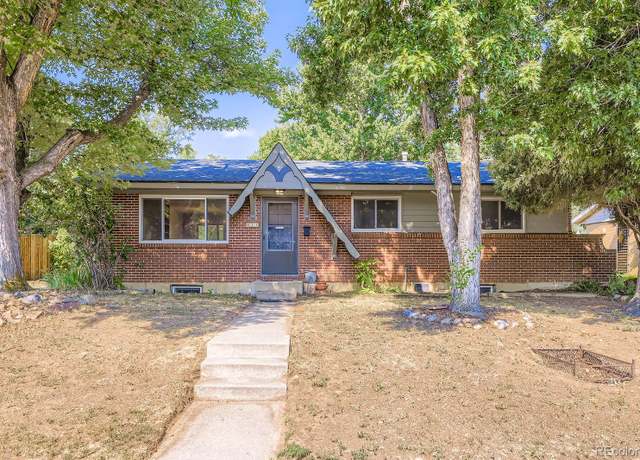 Property at 615 S 42nd St, Boulder, CO 80305, 4 beds, 3 baths