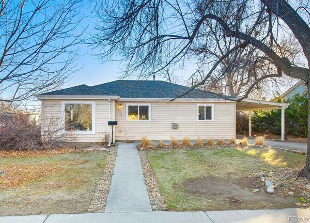 Property at 1050 Uvalda St, Aurora, CO 80011, 3 beds, 2 baths