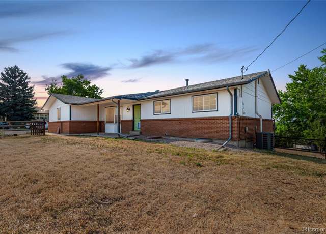 Property at 7672 S Estes Ct, Littleton, CO 80128, 5 beds, 3 baths