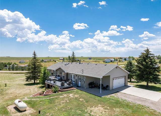 Property at 8804 Lariat Loop, Elizabeth, CO 80107, 5 beds, 3 baths