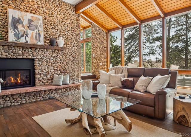 Property at 31607 Broadmoor Dr, Evergreen, CO 80439, 5 beds, 4 baths