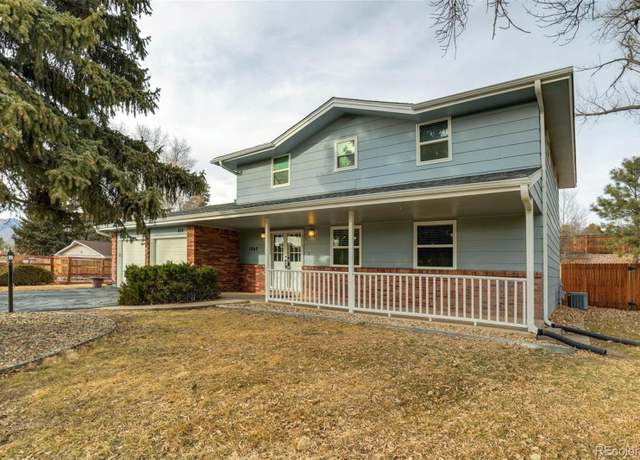 Property at 1868 Brookwood Dr, Colorado Springs, CO 80918, 4 beds, 3 baths
