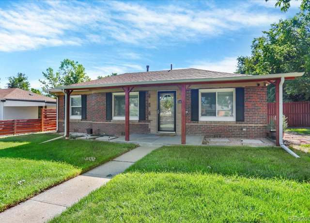 Property at 2810 Oneida St, Denver, CO 80207, 3 beds, 1 bath