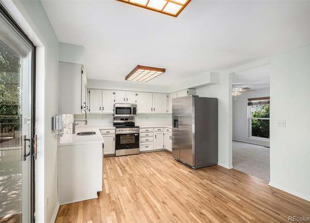 Property at 15892 E Arkansas Pl, Aurora, CO 80017, 4 beds, 4 baths