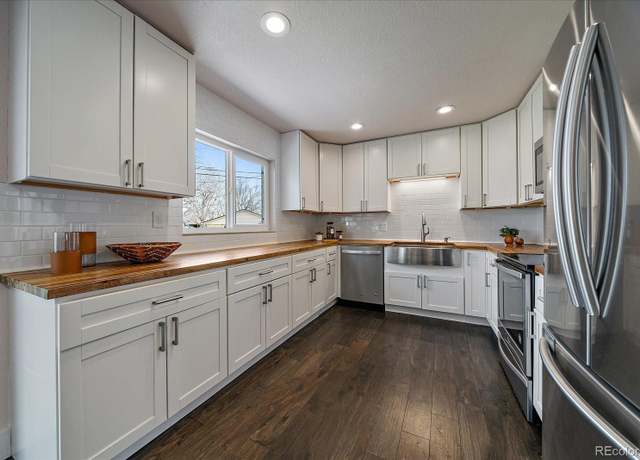 Property at 6026 Iris Way, Arvada, CO 80004, 5 beds, 3 baths