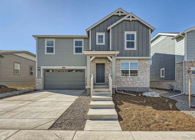 Property at 22016 E 39th Pl, Aurora, CO 80019, 4 beds, 3 baths
