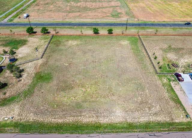 Property at 765 Antelope Dr W, Bennett, CO 80102