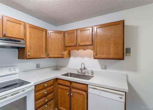 Property at 3144 S Wheeling Way #209, Aurora, CO 80014, 2 beds, 2 baths