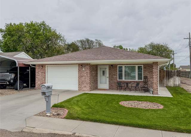 Property at 4 Bonny Dr, Burlington, CO 80807, 3 beds, 2 baths