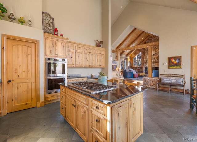 Property at 105 Windflower Ln, Frisco, CO 80443, 4 beds, 3 baths