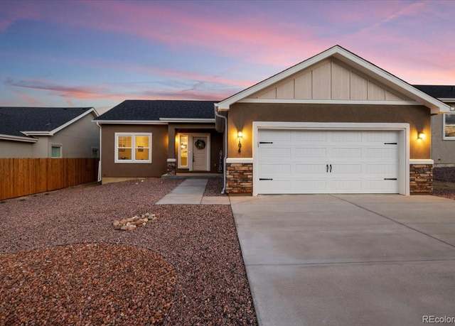 Property at 194 High Meadows Dr, Florence, CO 81226, 3 beds, 2 baths